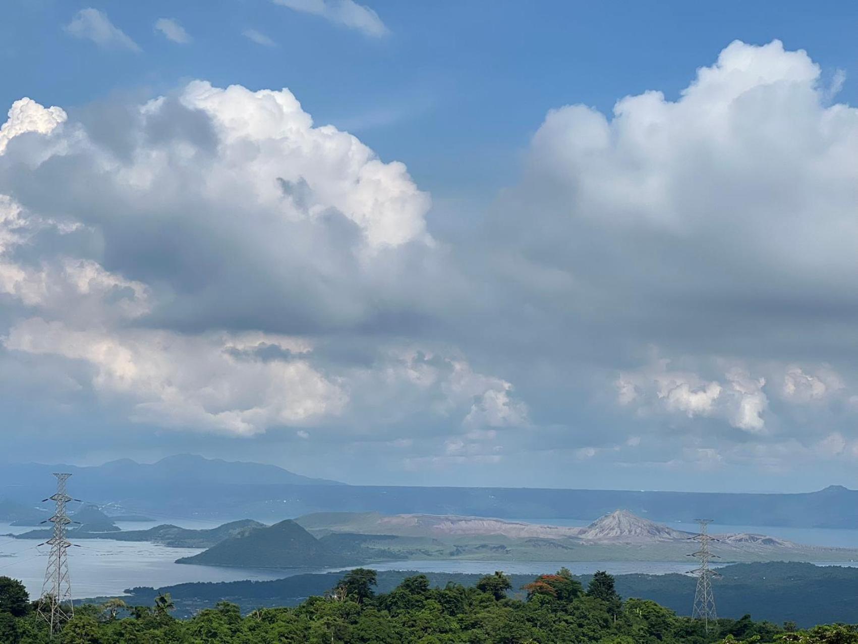 Splendido Tagagtay Taal Lake Staycation Free Parking Netflix No Free Pool Tagaytay City Luaran gambar