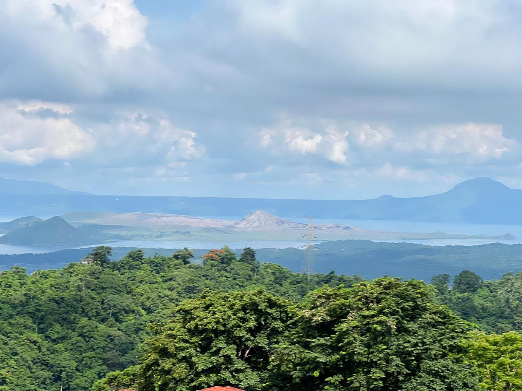 Splendido Tagagtay Taal Lake Staycation Free Parking Netflix No Free Pool Tagaytay City Luaran gambar