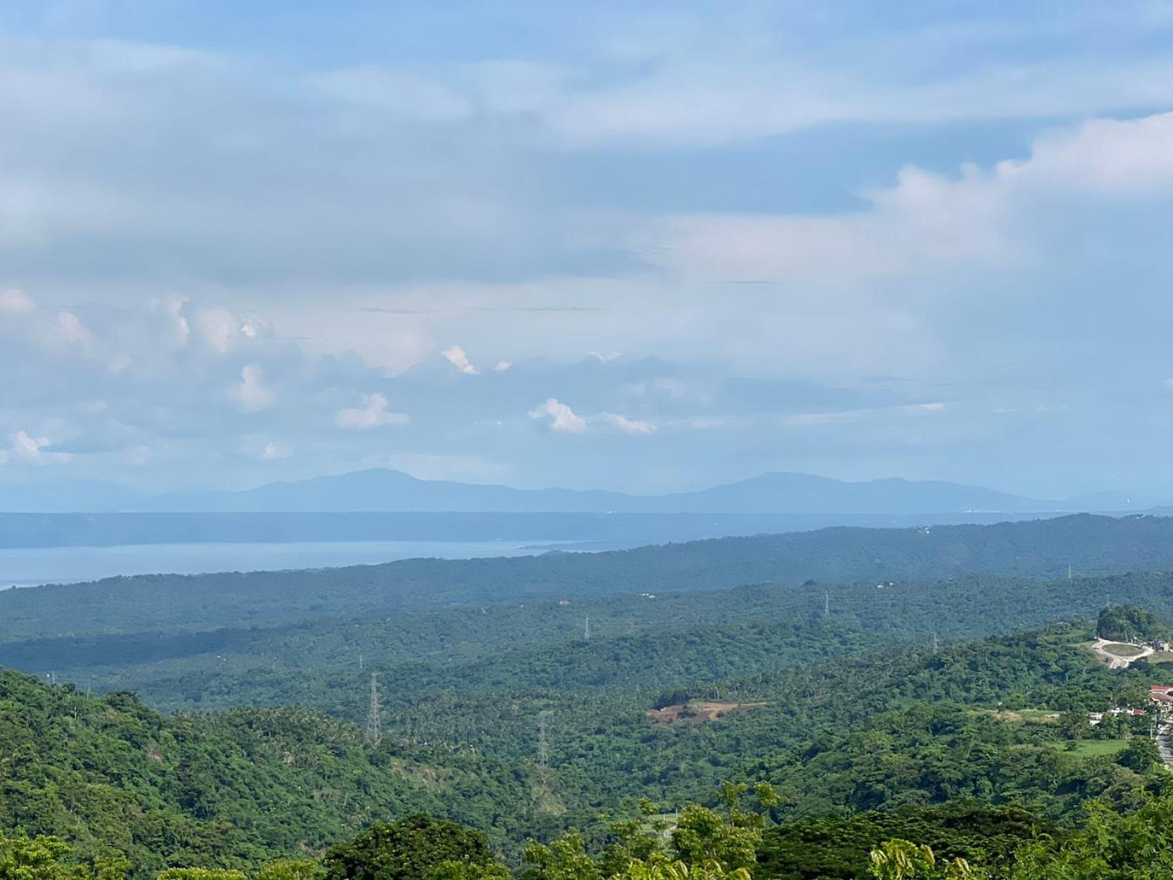 Splendido Tagagtay Taal Lake Staycation Free Parking Netflix No Free Pool Tagaytay City Luaran gambar