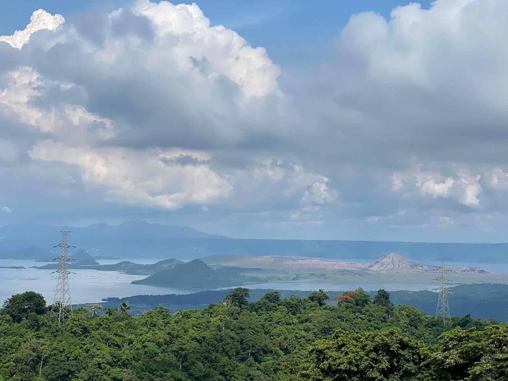 Splendido Tagagtay Taal Lake Staycation Free Parking Netflix No Free Pool Tagaytay City Luaran gambar