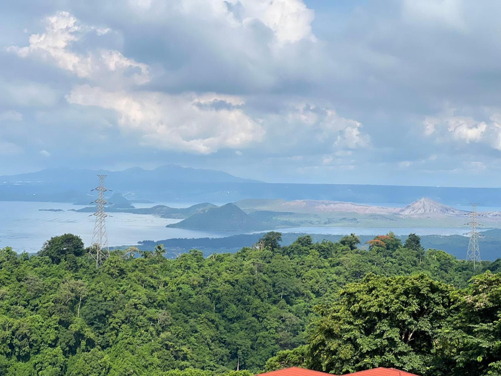 Splendido Tagagtay Taal Lake Staycation Free Parking Netflix No Free Pool Tagaytay City Luaran gambar