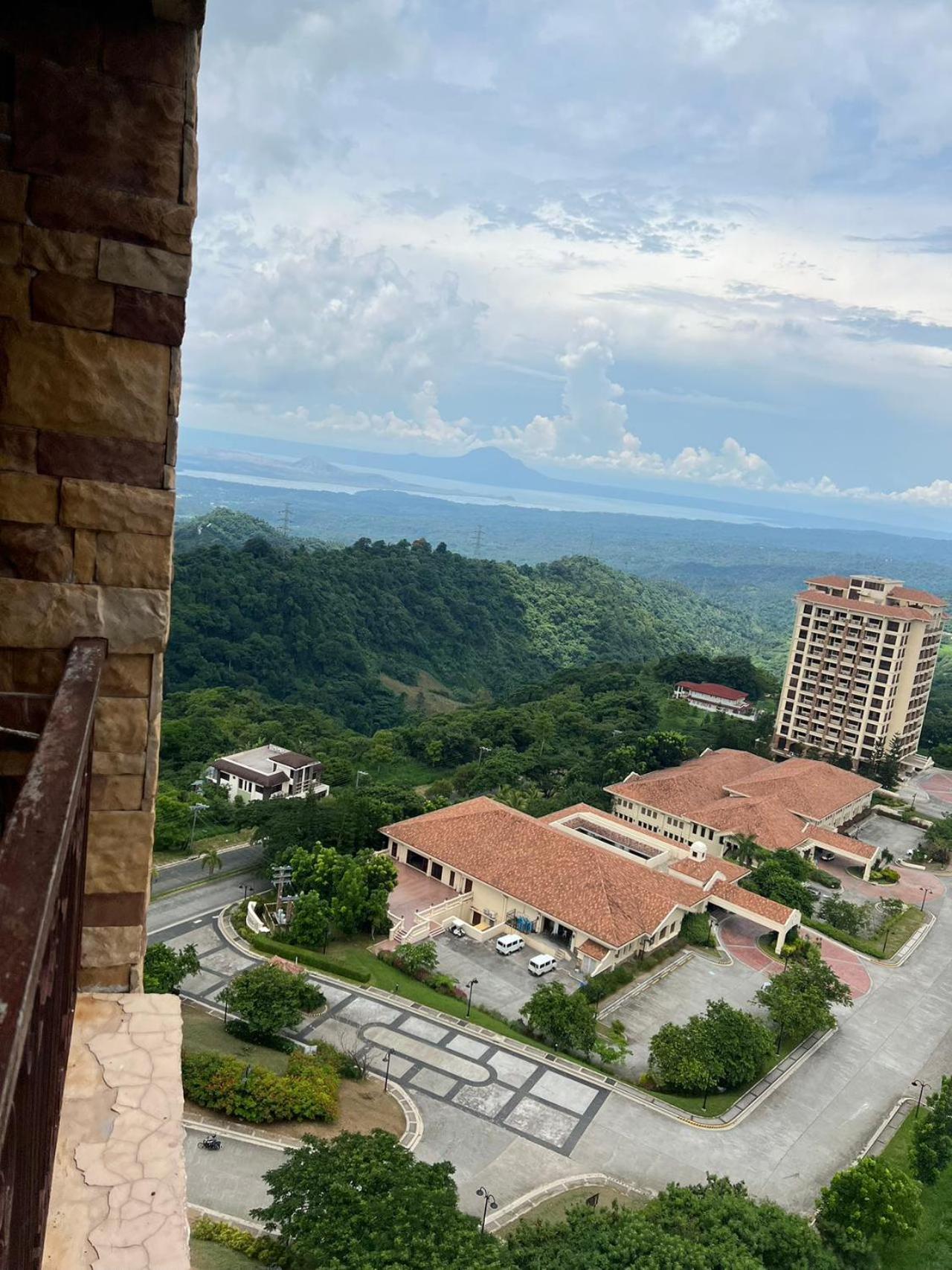 Splendido Tagagtay Taal Lake Staycation Free Parking Netflix No Free Pool Tagaytay City Luaran gambar