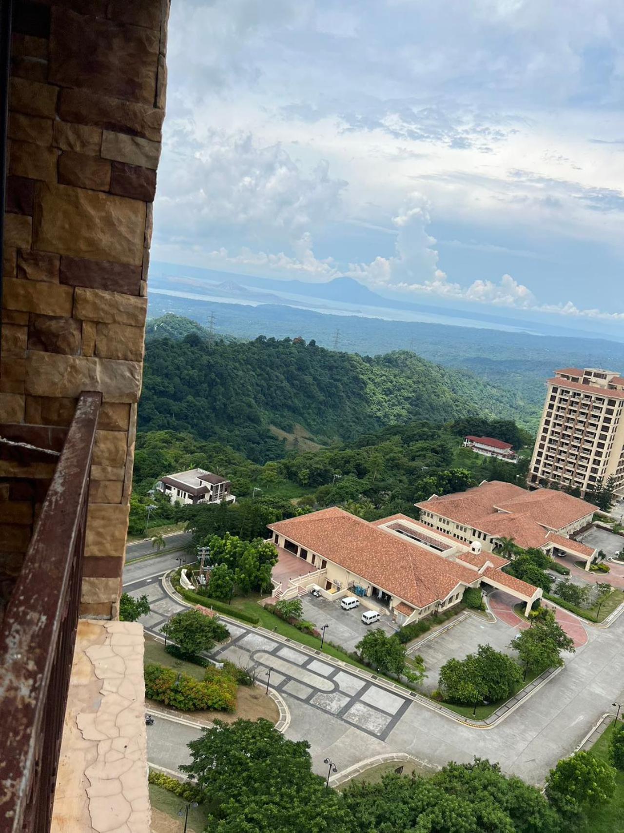 Splendido Tagagtay Taal Lake Staycation Free Parking Netflix No Free Pool Tagaytay City Luaran gambar