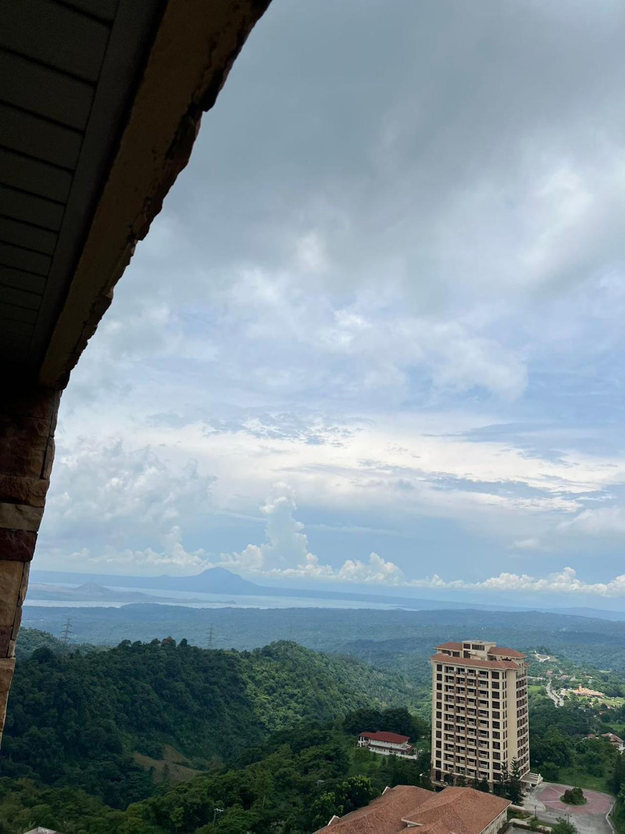 Splendido Tagagtay Taal Lake Staycation Free Parking Netflix No Free Pool Tagaytay City Luaran gambar
