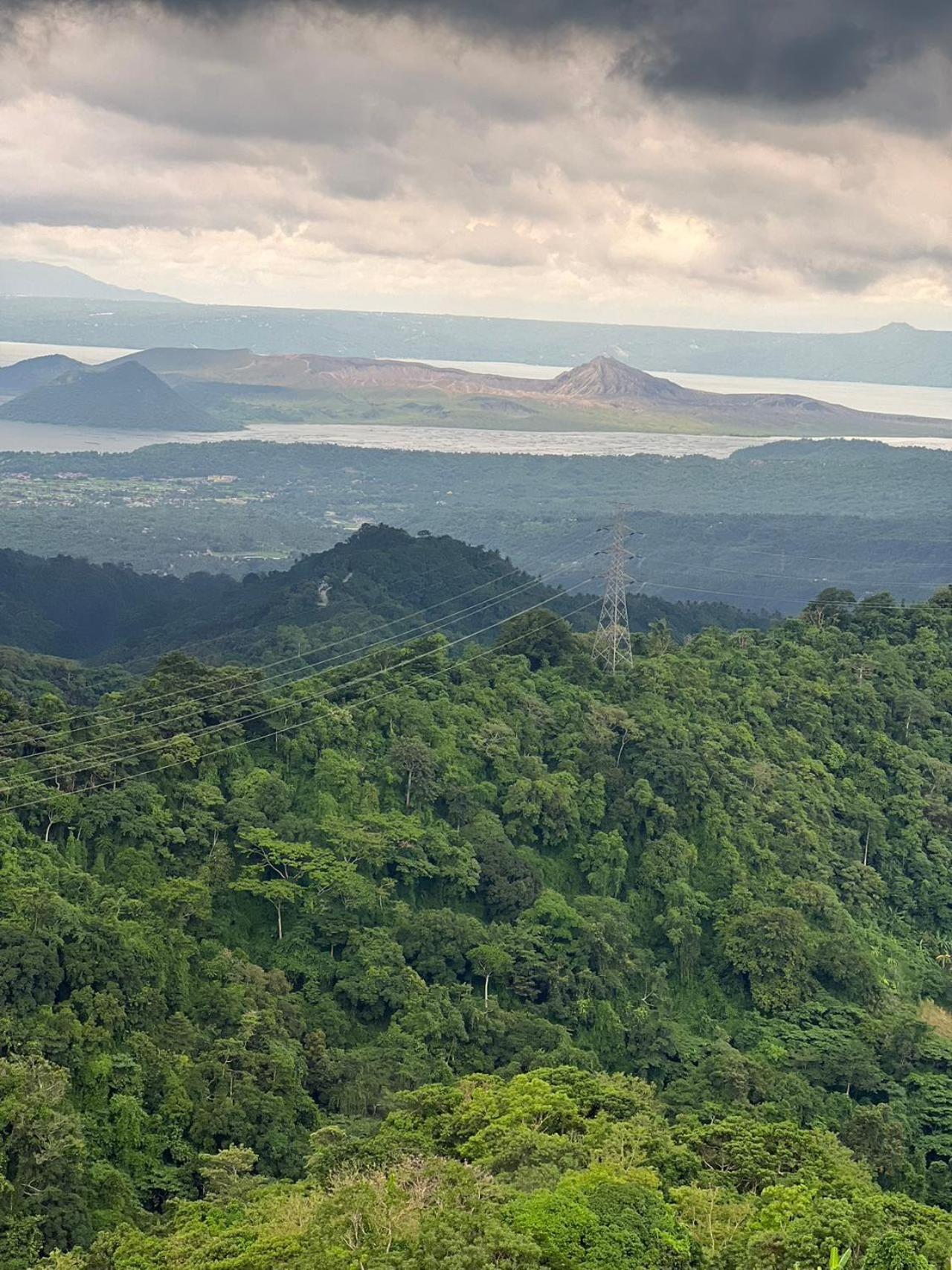 Splendido Tagagtay Taal Lake Staycation Free Parking Netflix No Free Pool Tagaytay City Luaran gambar