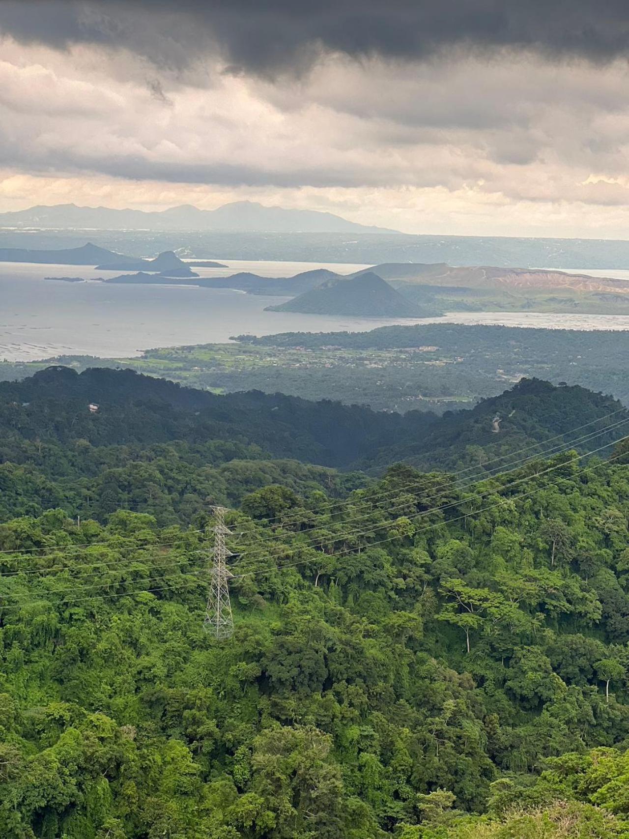 Splendido Tagagtay Taal Lake Staycation Free Parking Netflix No Free Pool Tagaytay City Luaran gambar