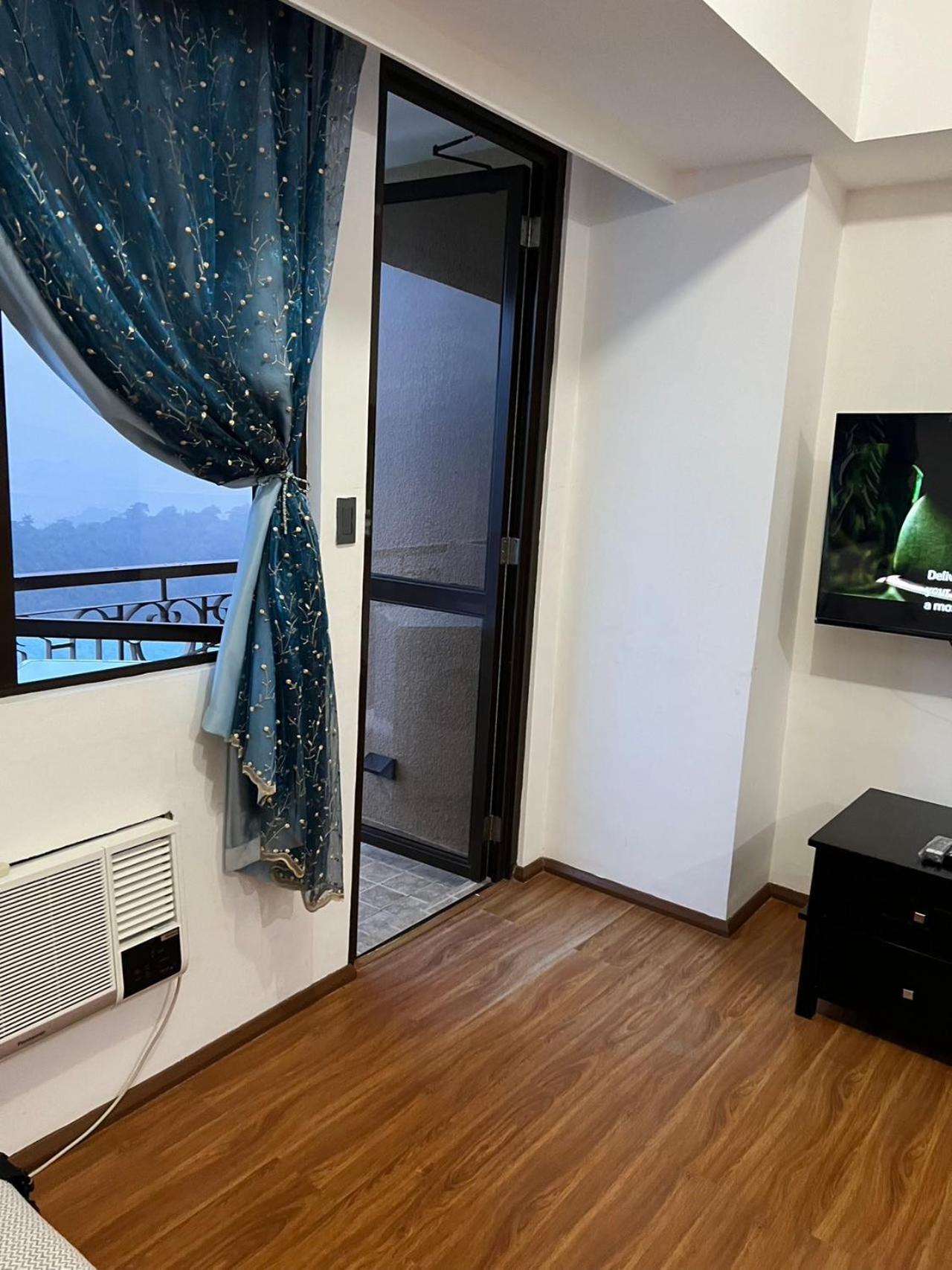 Splendido Tagagtay Taal Lake Staycation Free Parking Netflix No Free Pool Tagaytay City Luaran gambar