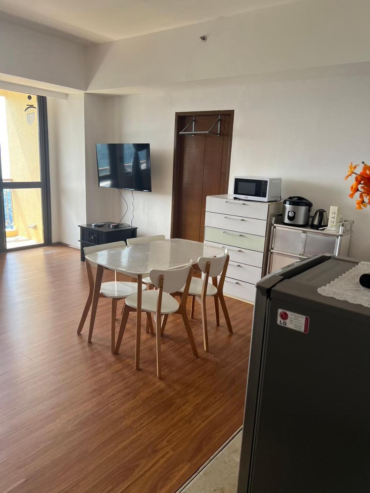 Splendido Tagagtay Taal Lake Staycation Free Parking Netflix No Free Pool Tagaytay City Luaran gambar